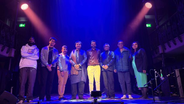 KalaSudha-Team-Photo-Hoxton-Hall