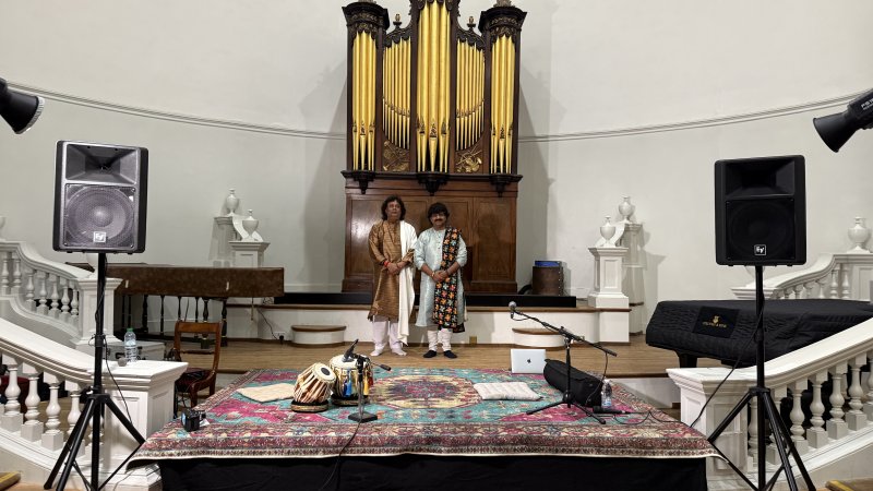 Holywell-Music-Room-with-artists