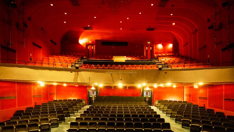 palace-court-theatre
